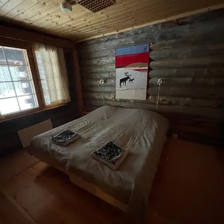 Santas Secret Log House - Sallan Savu *